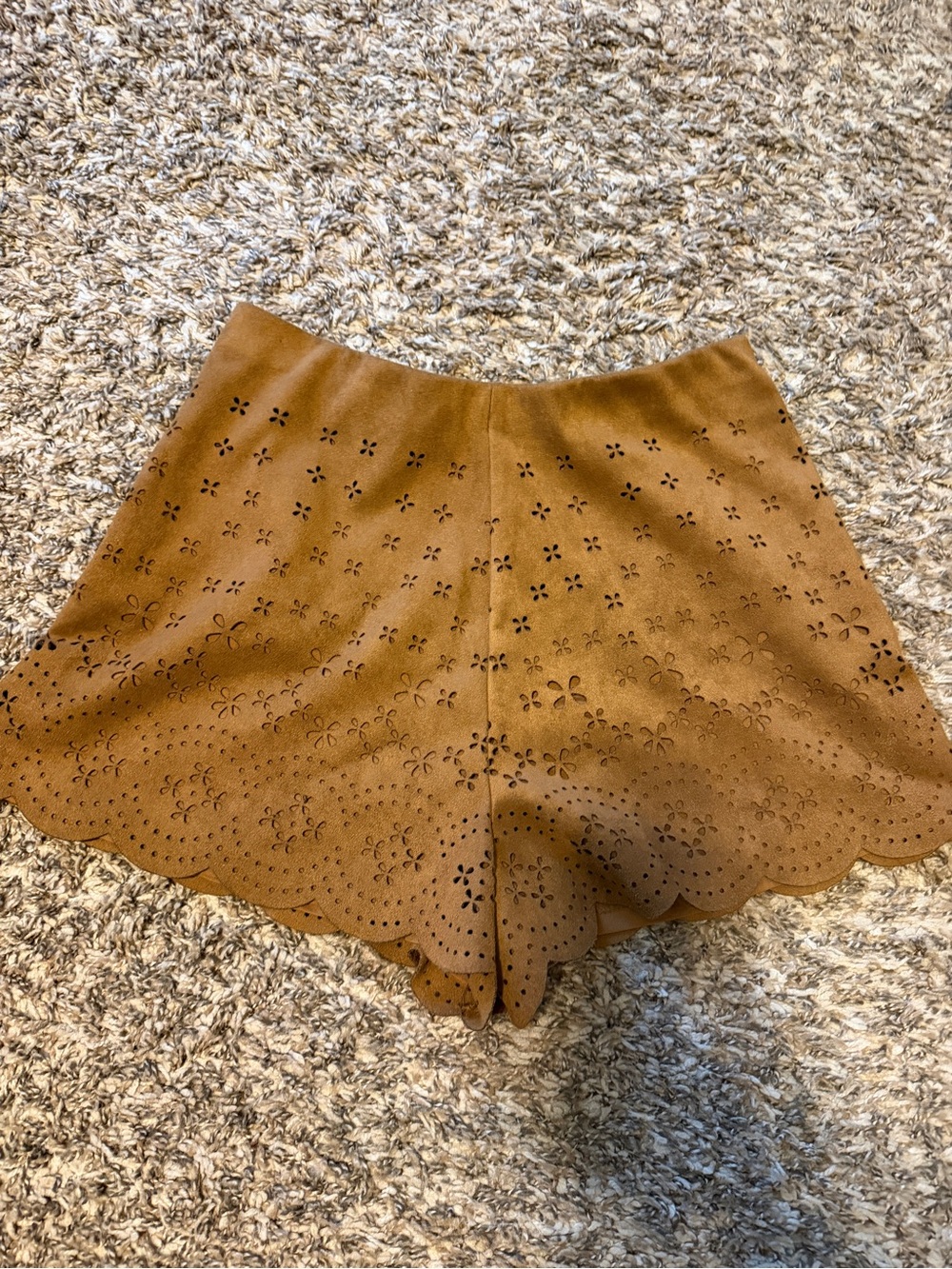 Rue21 size small Brown Scalloped Suede-Look Laser-Cut Shorts
